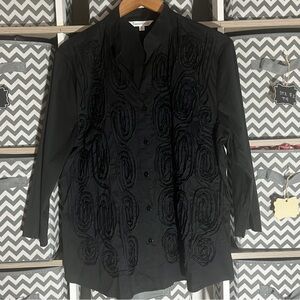 TravelSmith Black Women's Blouse with Floral Textured Design